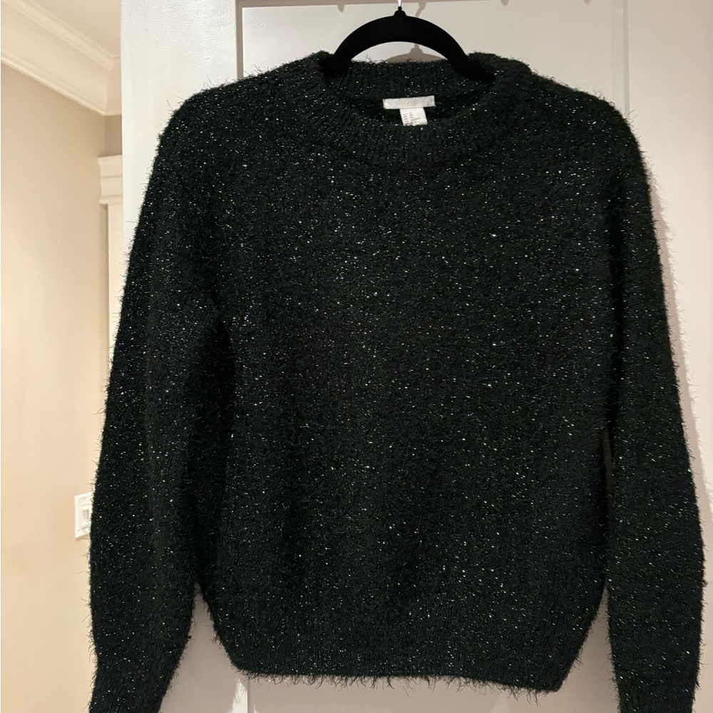 Holiday chick H&M Green Sparkly Crew Neck Sweater, size XS